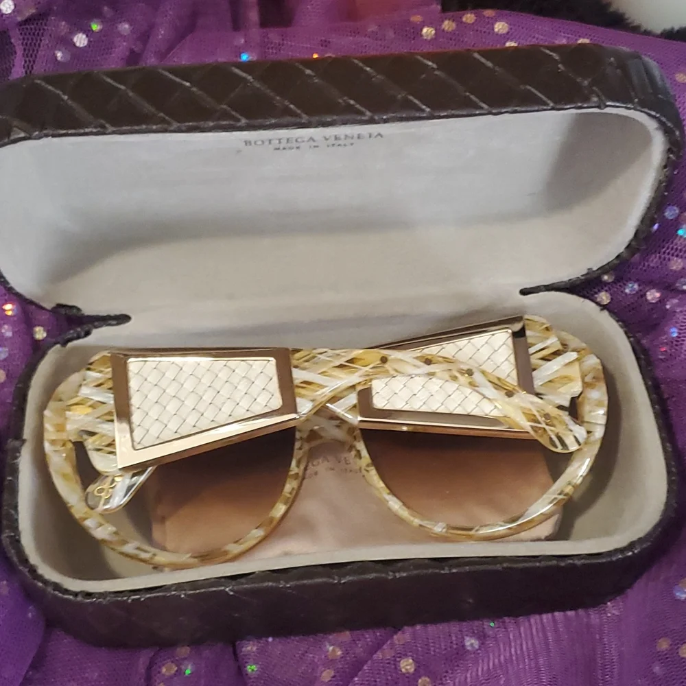 Bottega Veneta Sunglasses